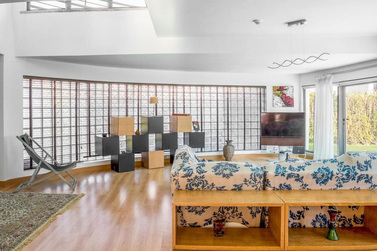 3 Bedroom Villa With Private Pool In 帕尔梅拉 外观 照片